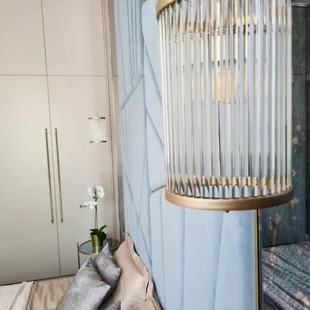 Apartment Flat In City Center Of